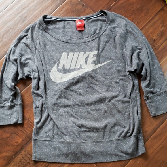Nike Tops - Nike 3/4 Sleeve Shirt
